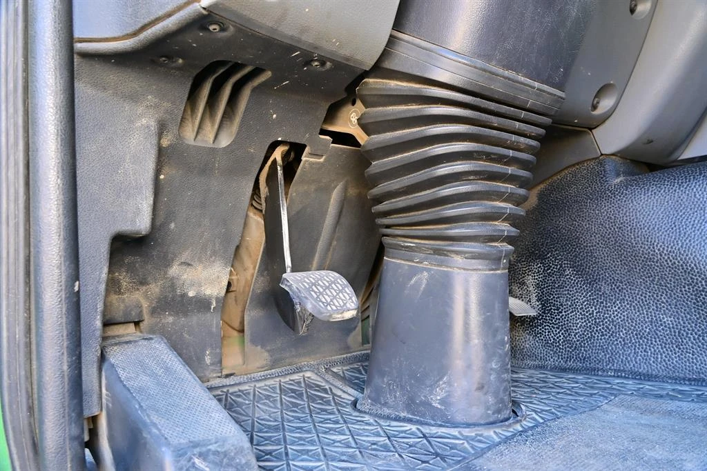 Mercedes-Benz Actros 1836 - изображение 9