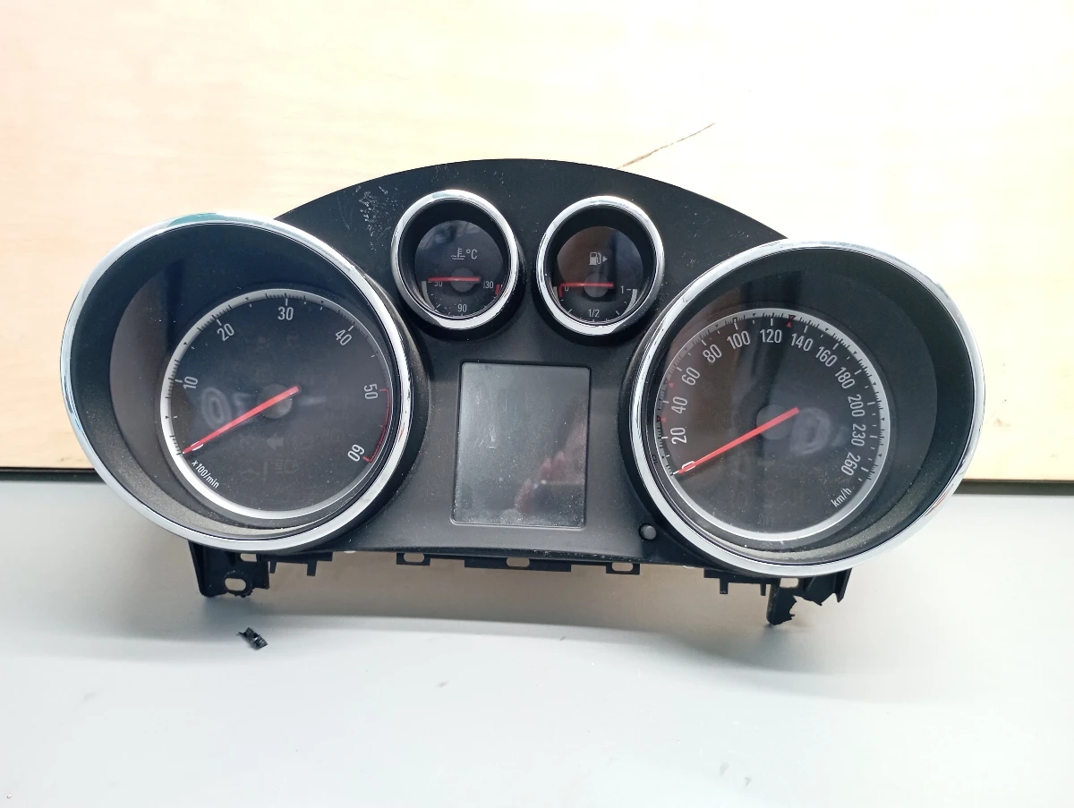    2.0 (1) | Mobile.bg   1