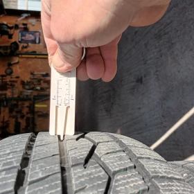 Гуми с джанти Toyo 205/55R16, снимка 3