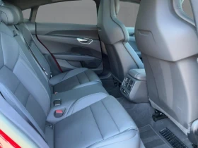 Audi E-Tron GT QUATTRO / HUD / PANO / 360 / VIRTUAL COCKPIT, снимка 13