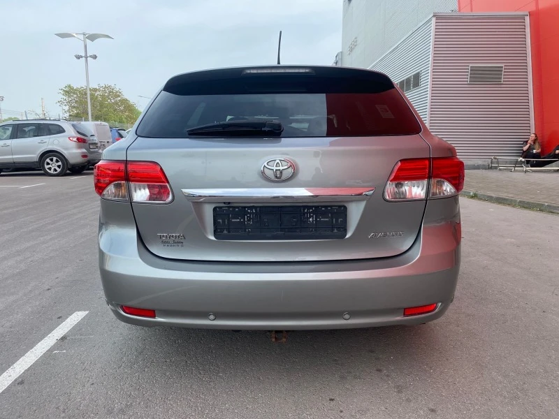 Toyota Avensis 2.2D4D 150к.с. FACELIFT FULL, снимка 6 - Автомобили и джипове - 45303702