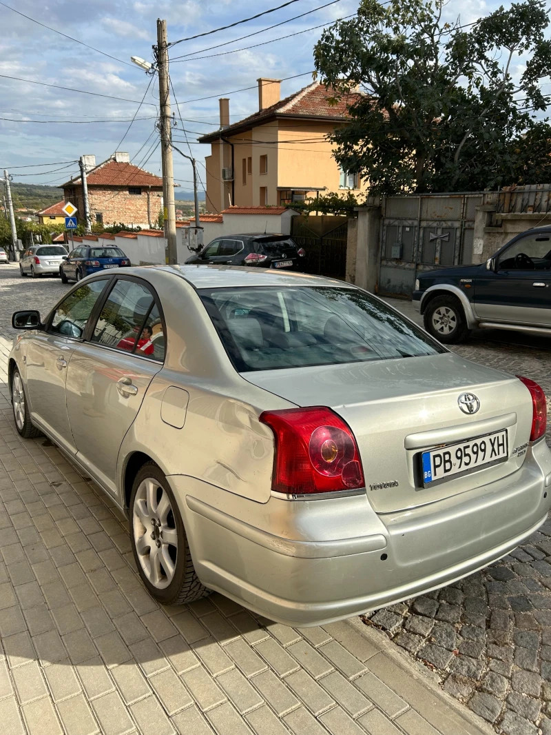 Toyota Avensis 2.0 Бензин, снимка 3 - Автомобили и джипове - 47558286