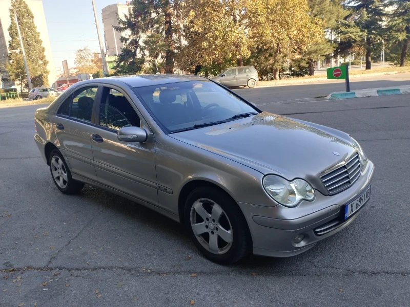 Mercedes-Benz C 200 2.2 122к.с, снимка 3 - Автомобили и джипове - 47595963