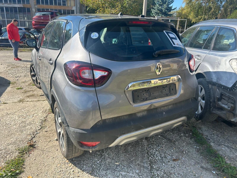 Renault Captur BENZINA, снимка 2 - Автомобили и джипове - 47865195