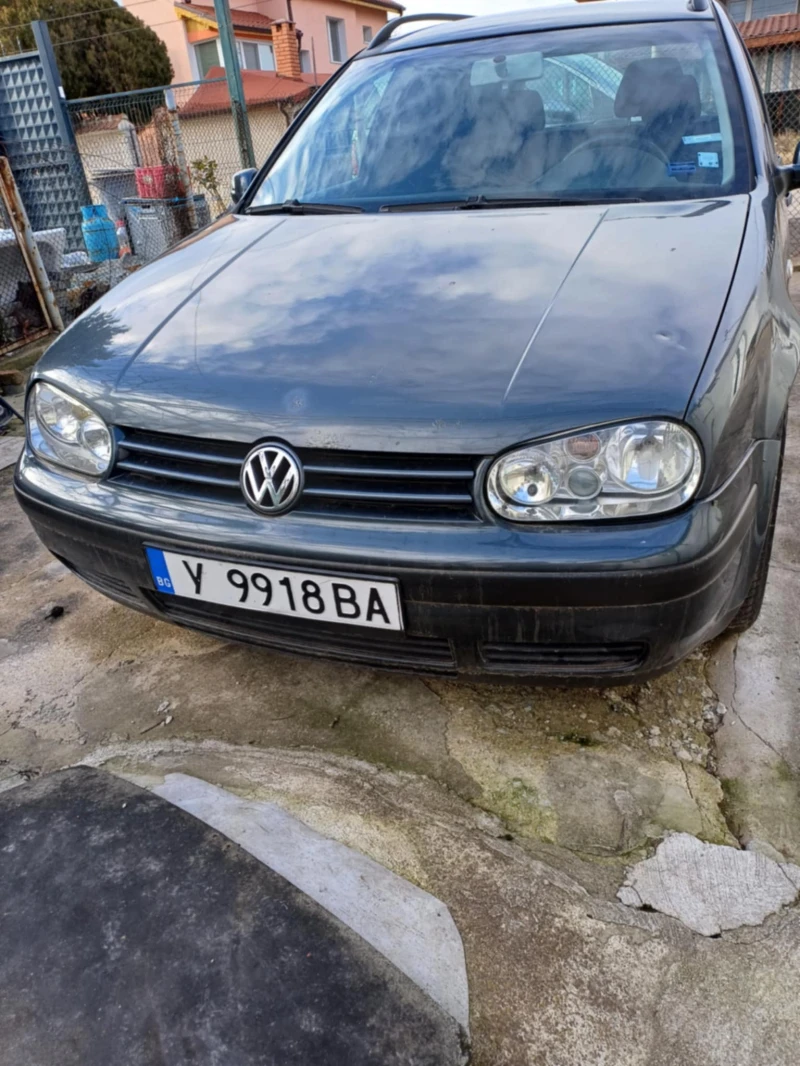 VW Golf, снимка 1 - Автомобили и джипове - 49005707