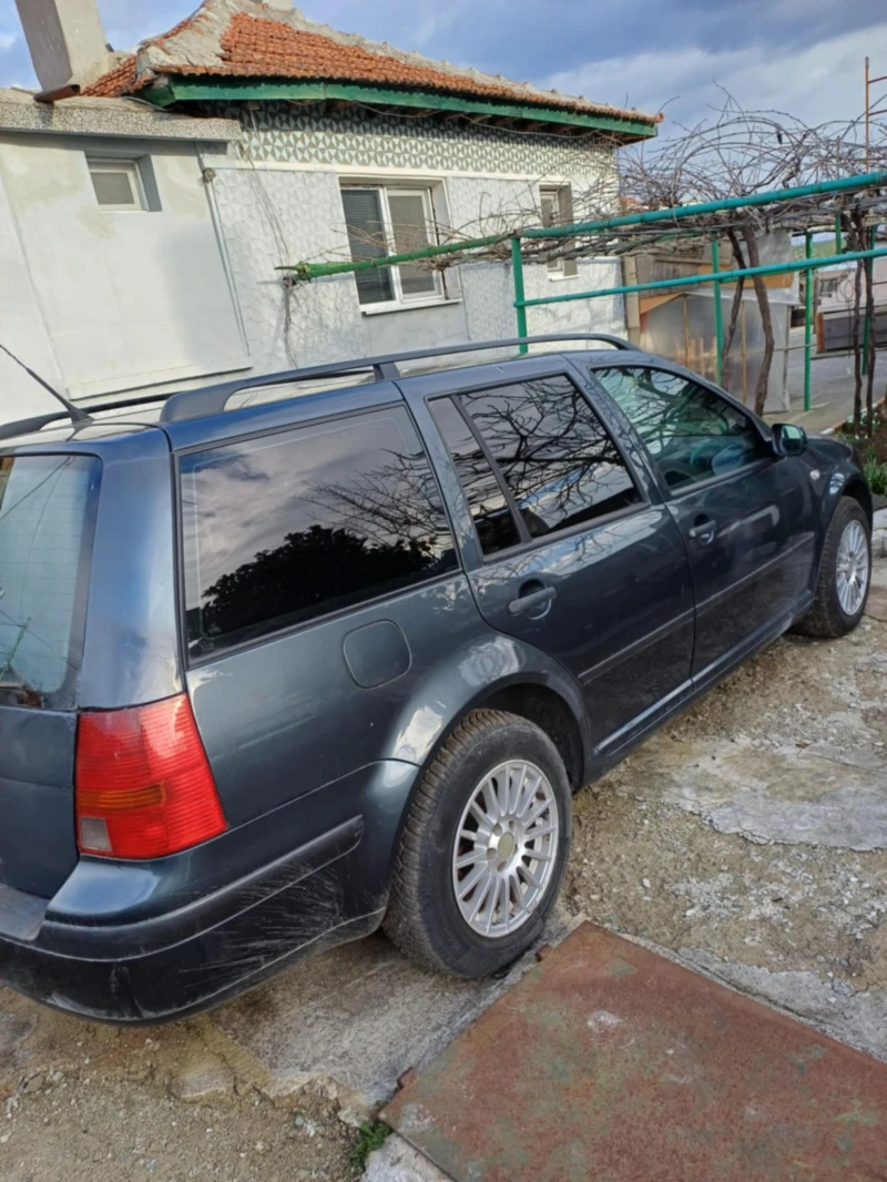 VW Golf, снимка 2 - Автомобили и джипове - 49005707