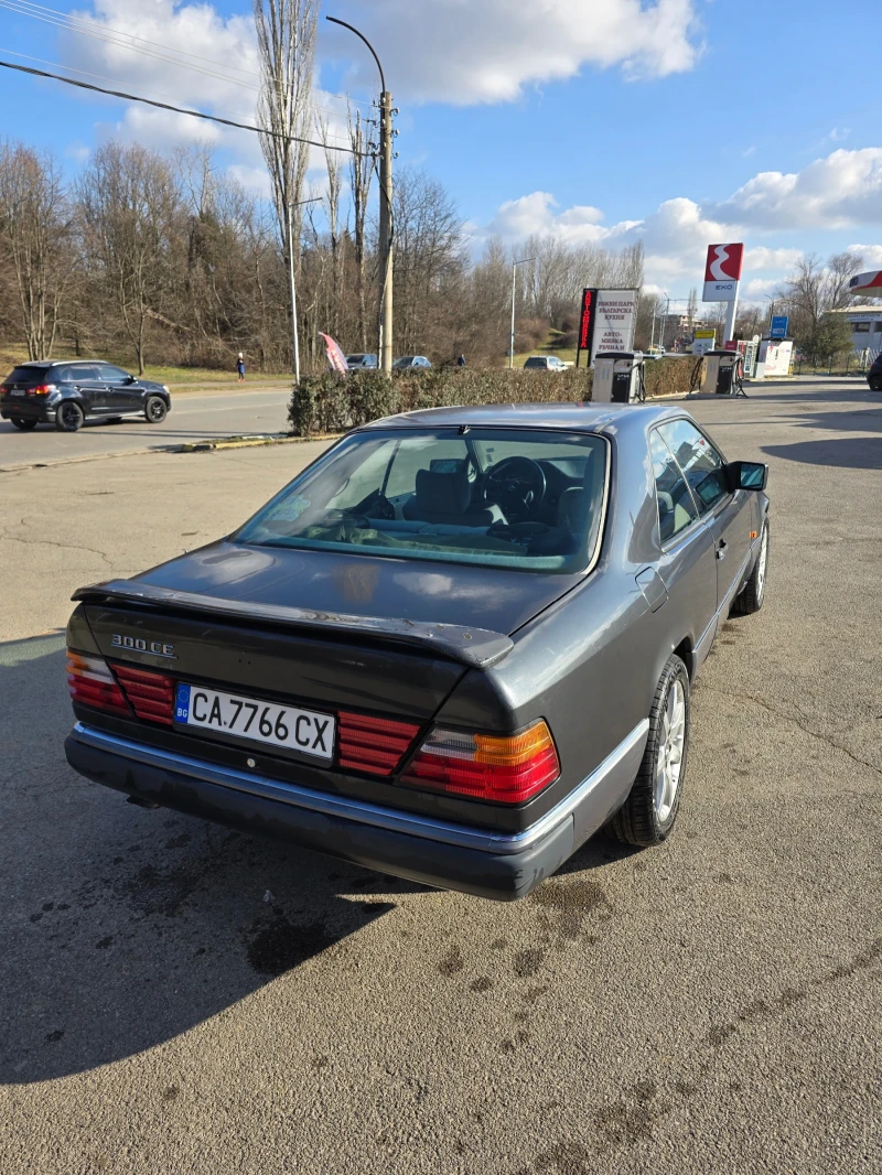 Mercedes-Benz 124, снимка 2 - Автомобили и джипове - 49127681