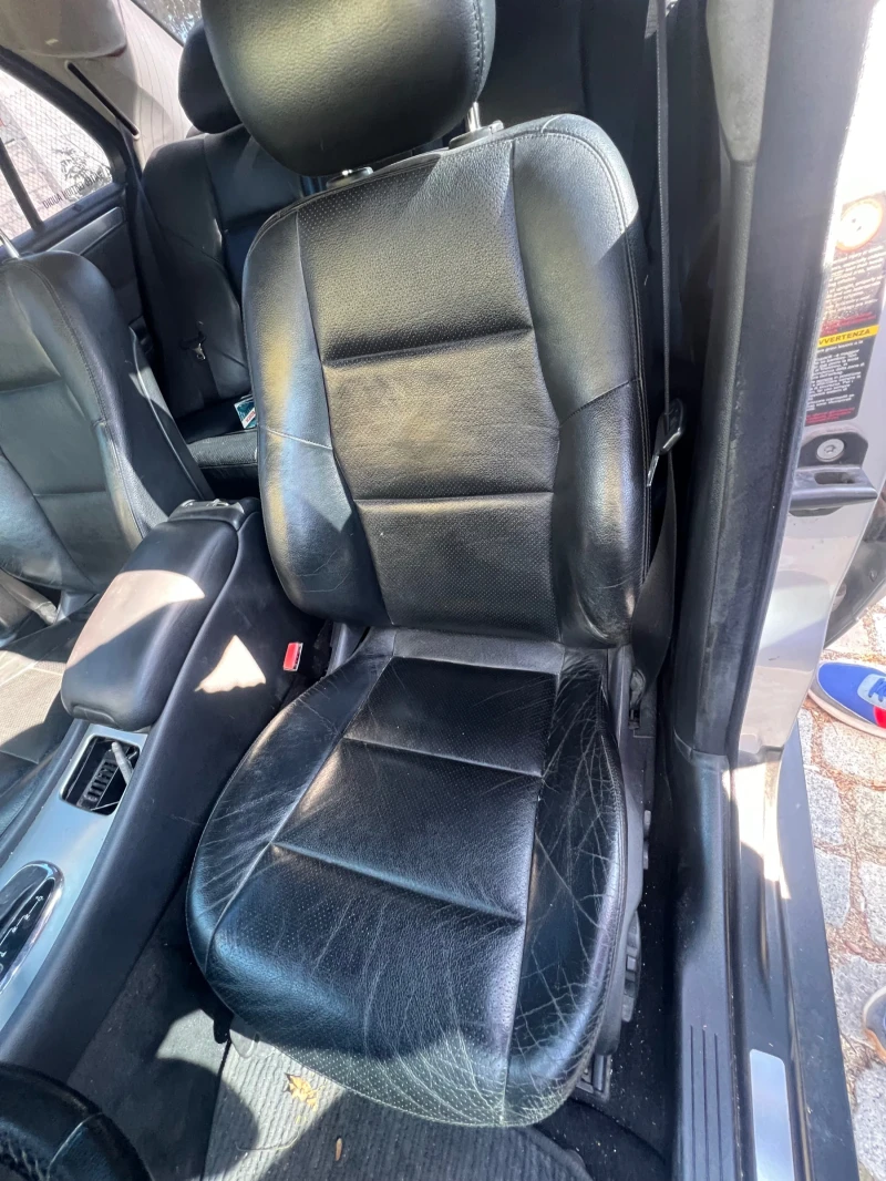 Mercedes-Benz C 270, снимка 7 - Автомобили и джипове - 52397737