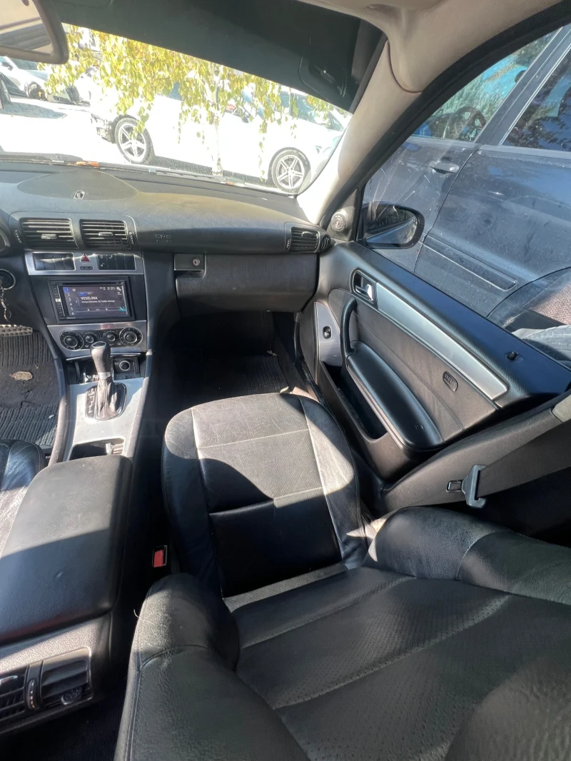 Mercedes-Benz C 270, снимка 8 - Автомобили и джипове - 52397737