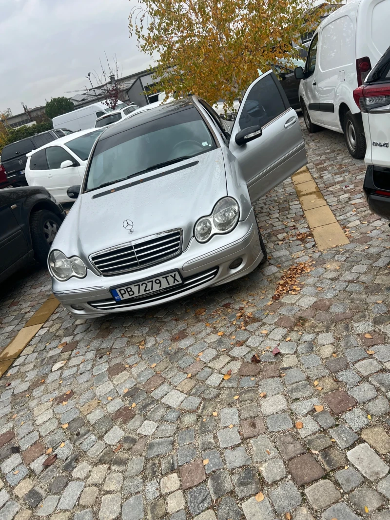Mercedes-Benz C 270, снимка 4 - Автомобили и джипове - 52397737