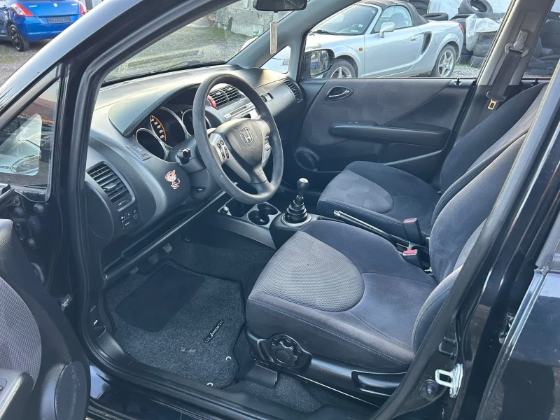Honda Jazz, снимка 11 - Автомобили и джипове - 52788341