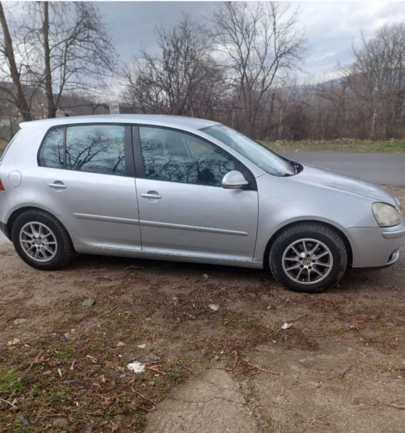 VW Golf, снимка 4 - Автомобили и джипове - 52997725