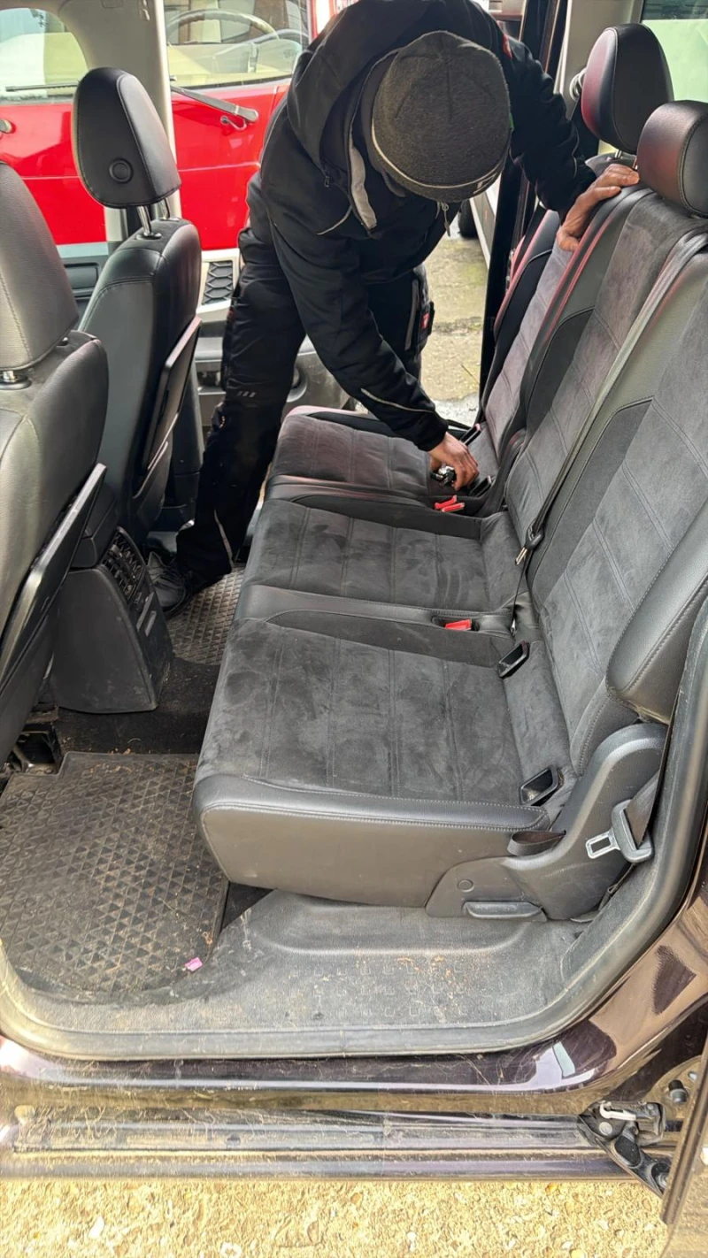 VW Caddy 2.0TDI DSG Макси, снимка 7 - Автомобили и джипове - 53180187