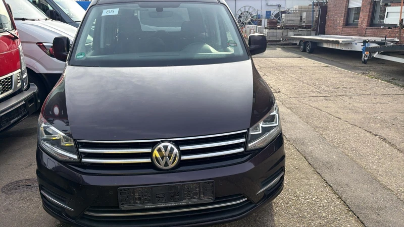 VW Caddy 2.0TDI DSG Макси, снимка 2 - Автомобили и джипове - 53180187