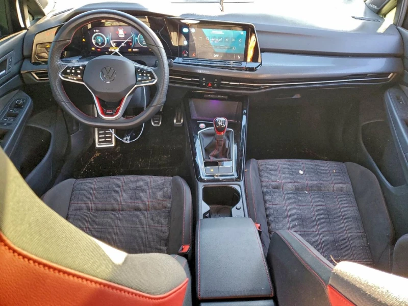 VW Golf GTI 2.0T 380 SE Manual, снимка 8 - Автомобили и джипове - 53277877