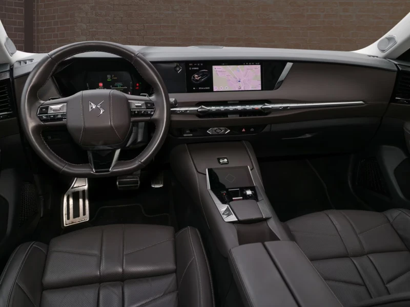 DS DS 4 1.6PHEV/224HP/RIVOLI/FOCAL/MEMO/CAM/HUD/812g, снимка 6 - Автомобили и джипове - 53570346