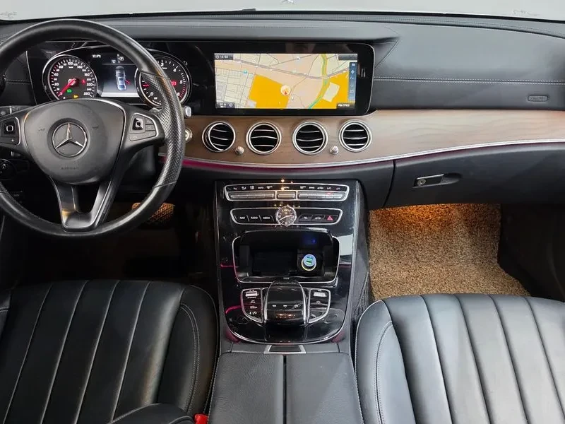 Mercedes-Benz E 220 4Matic Avantgarde - САМО 30% АВАНС, снимка 7 - Автомобили и джипове - 55926897