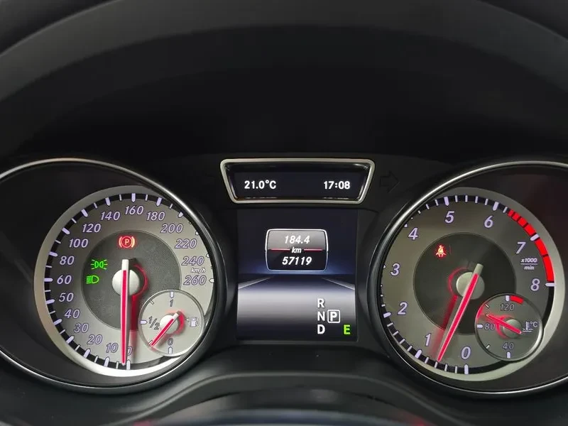 Mercedes-Benz CLA 250  4Matic, снимка 8 - Автомобили и джипове - 56667073