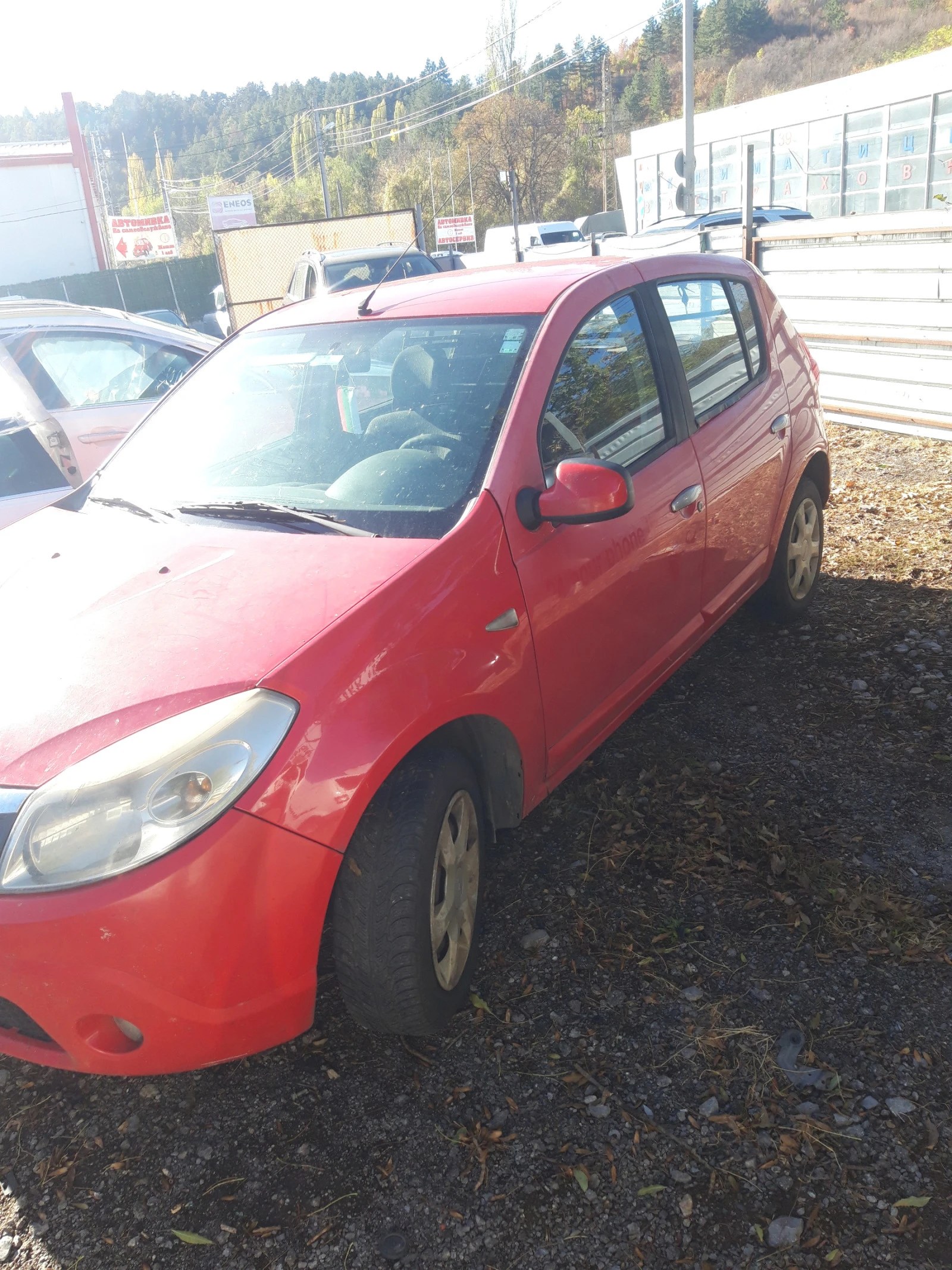 Dacia Sandero 1.4i НА ЧАСТИ - изображение 2