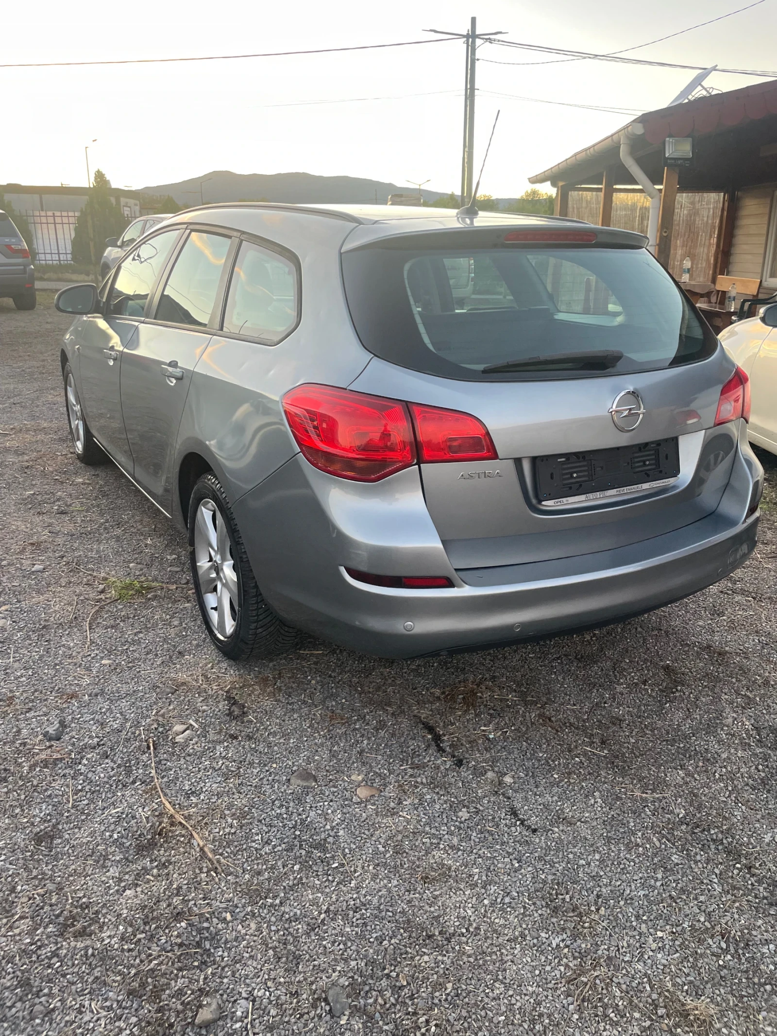 Opel Astra 1.6; 116hp; 105 0000km - изображение 4