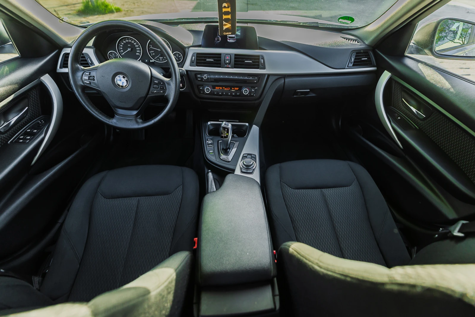 BMW 335  - изображение 6