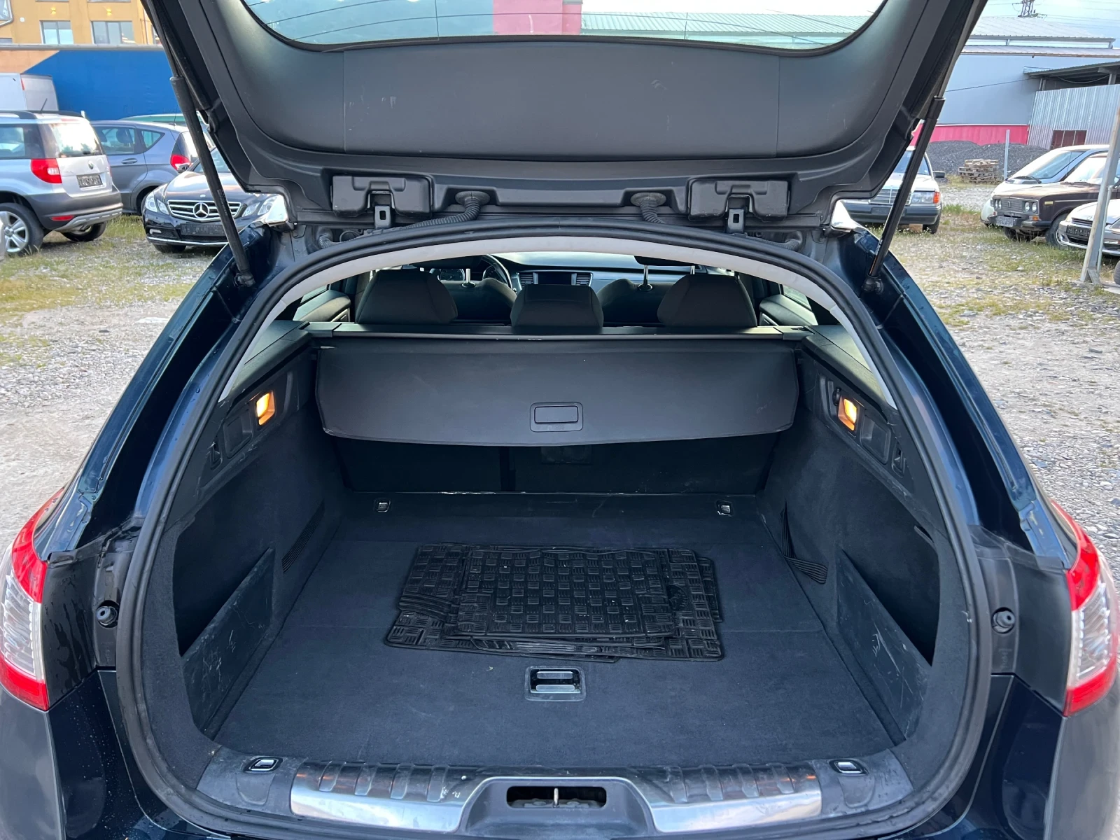Peugeot 508 1.6HDI-112к.с./ Автомат/ Нави/ Панорама/ Автопилот - изображение 9