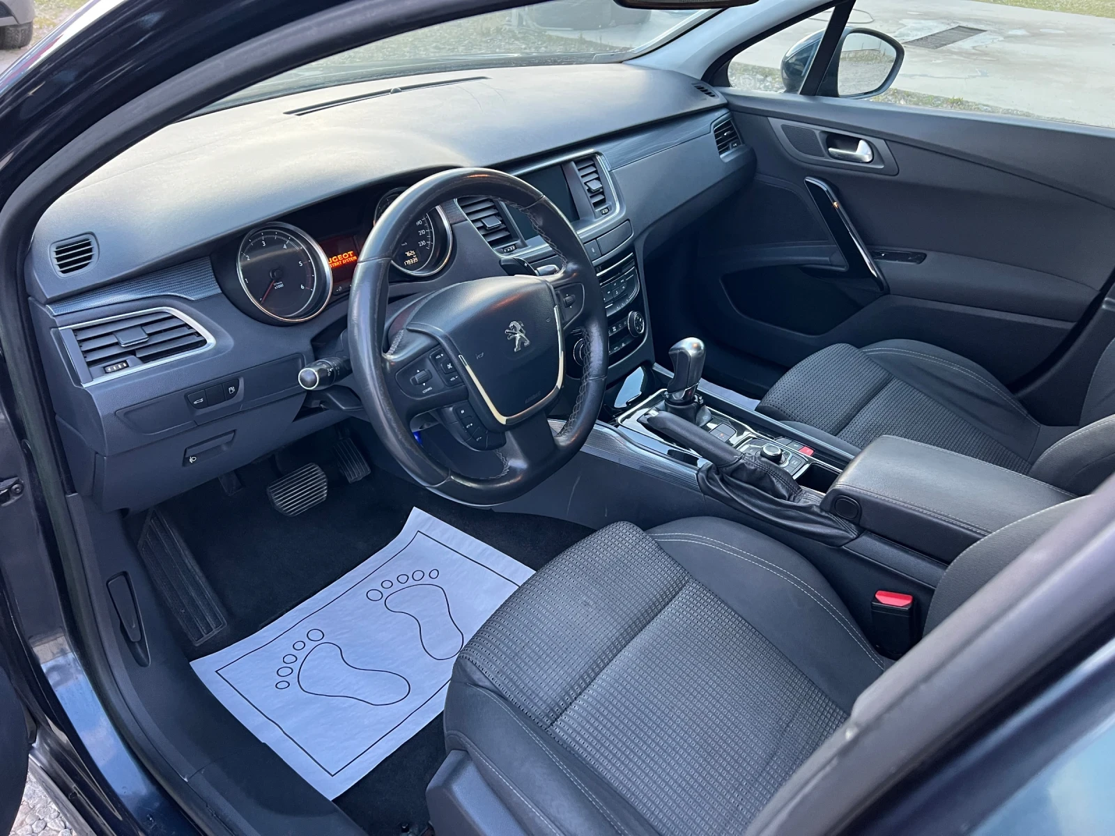 Peugeot 508 1.6HDI-112к.с./ Автомат/ Нави/ Панорама/ Автопилот - изображение 10