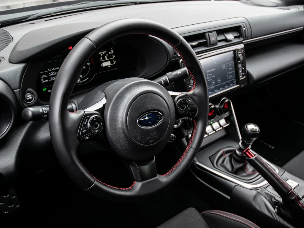 Subaru BRZ PRMEIUM PKG* COUPE* MANUAL* APPLE PLAY* RWD*  - изображение 8