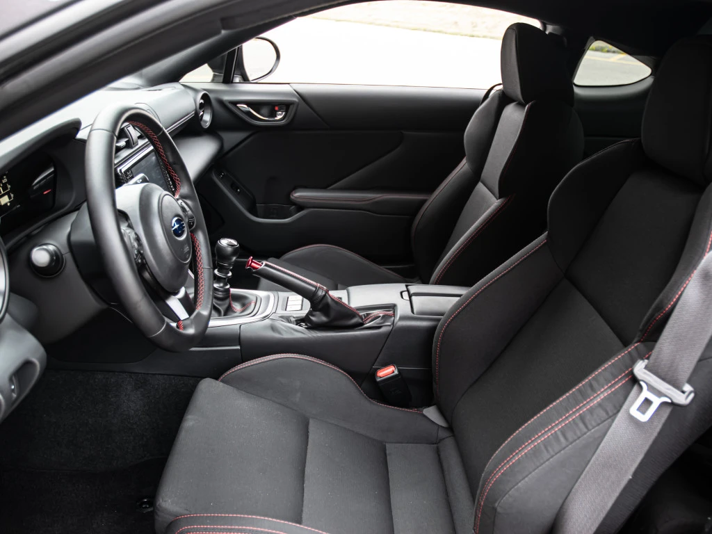Subaru BRZ PRMEIUM PKG* COUPE* MANUAL* APPLE PLAY* RWD*  - изображение 7