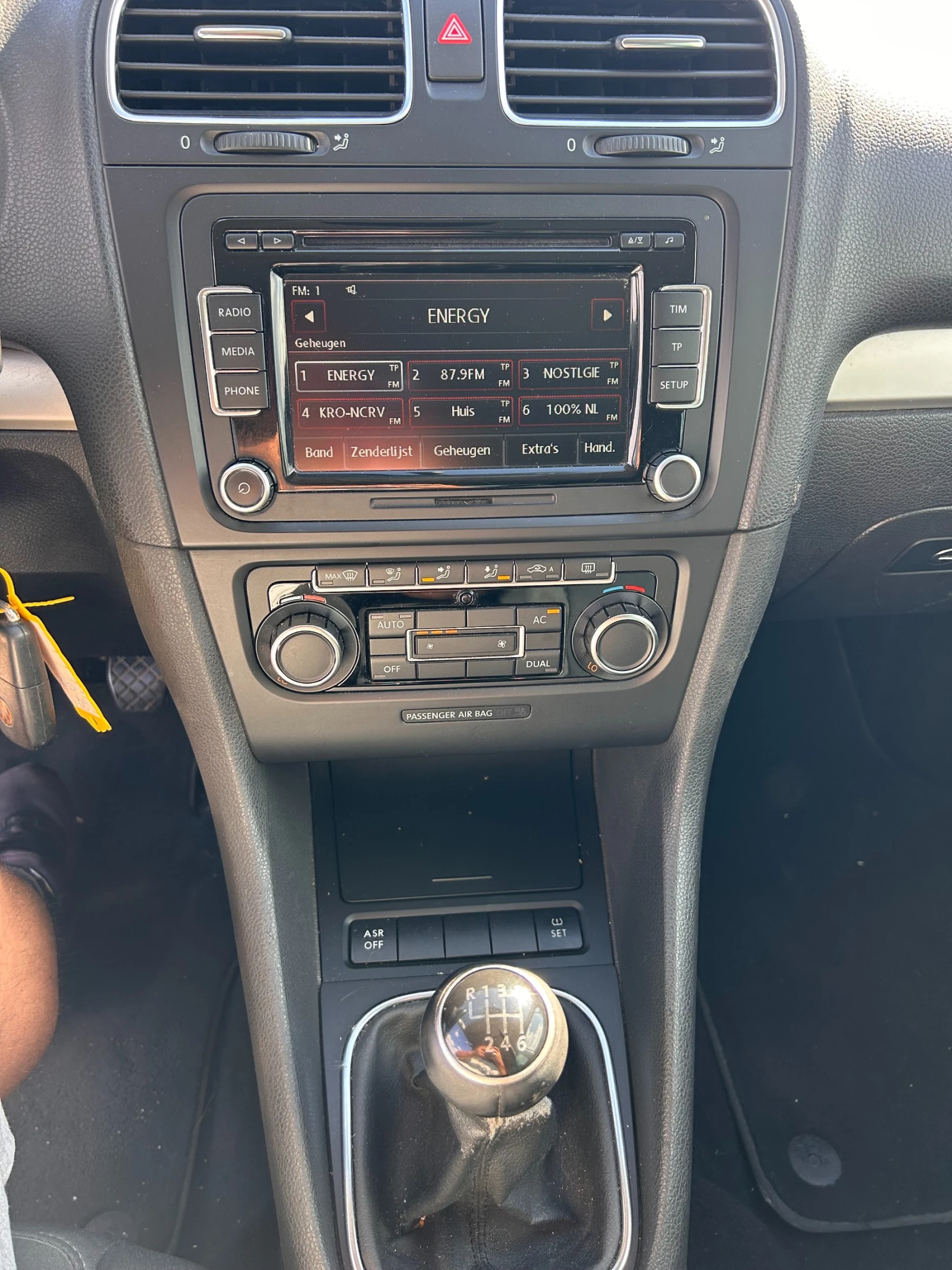 VW Golf 1.4i NAVI EURO 5 | Mobile.bg   13