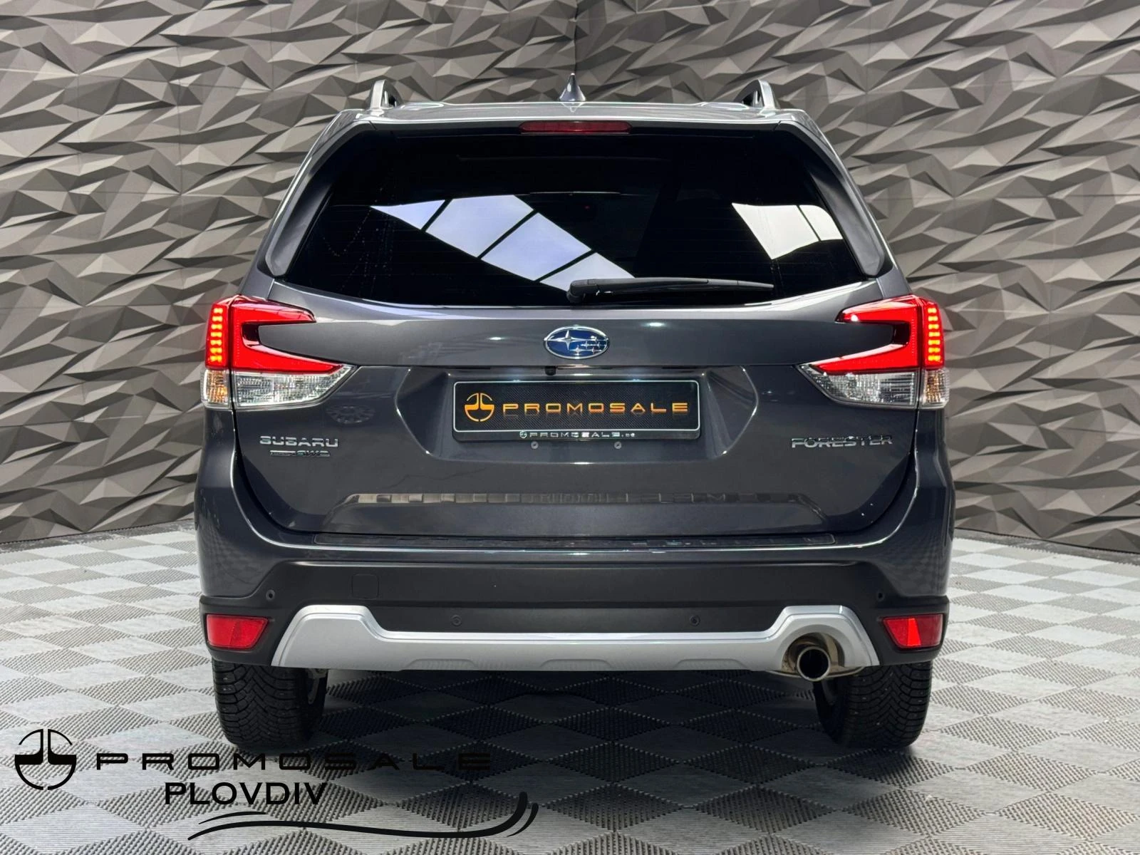 Subaru Forester 2.5i Premier H&K* Camera* AHV - изображение 4
