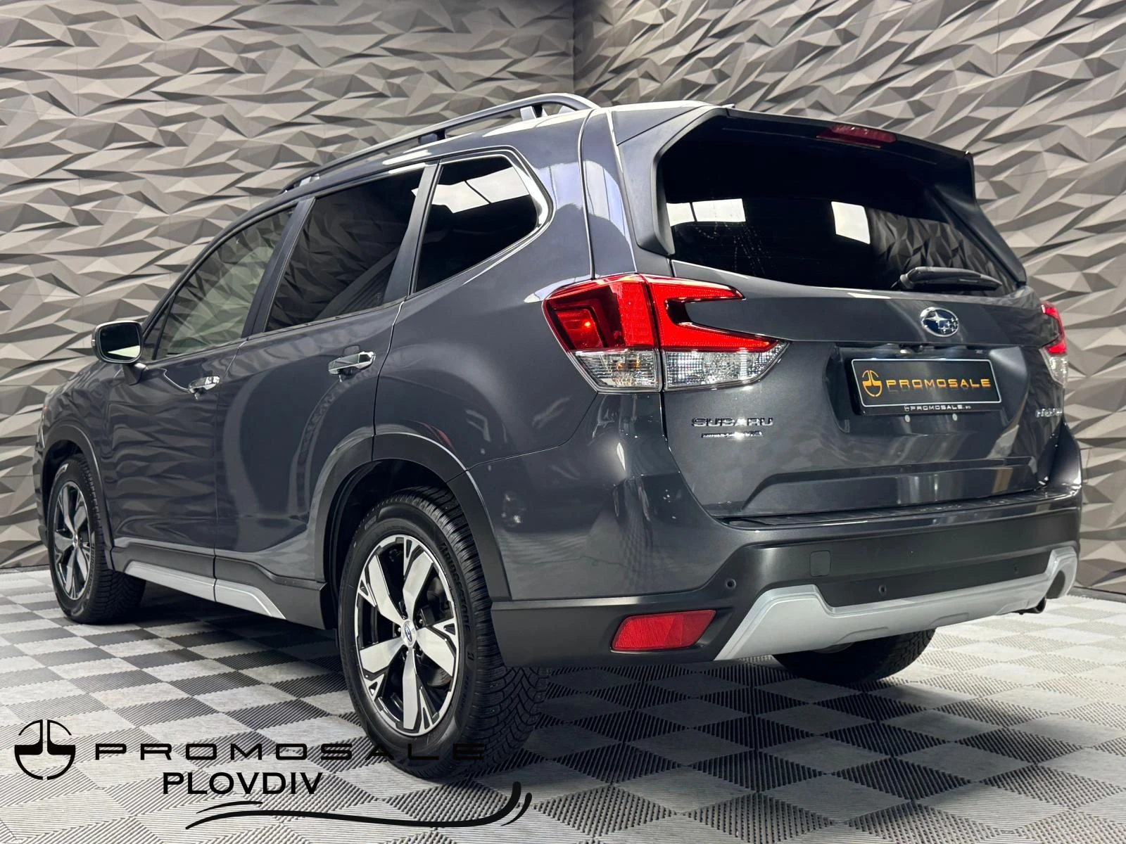 Subaru Forester 2.5i Premier H&K* Camera* AHV - изображение 3