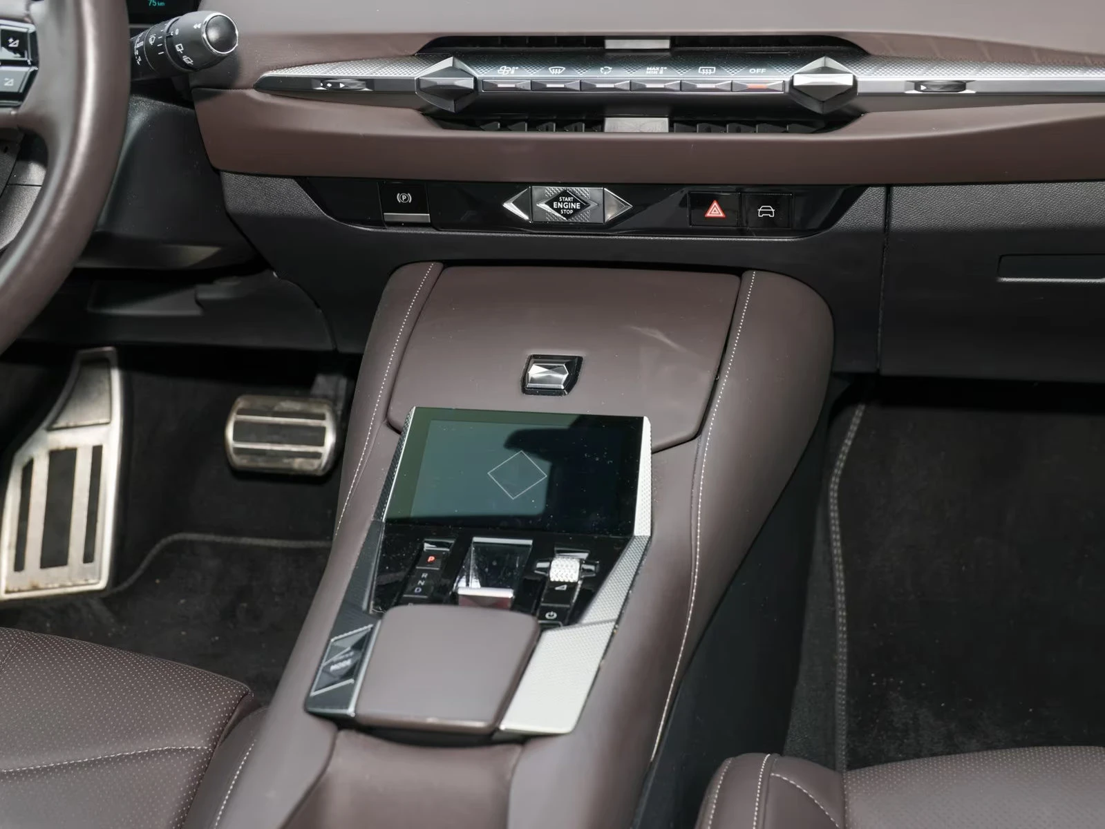 DS DS 4 1.6PHEV/224HP/RIVOLI/FOCAL/MEMO/CAM/HUD/812g | Mobile.bg � ����������� 11