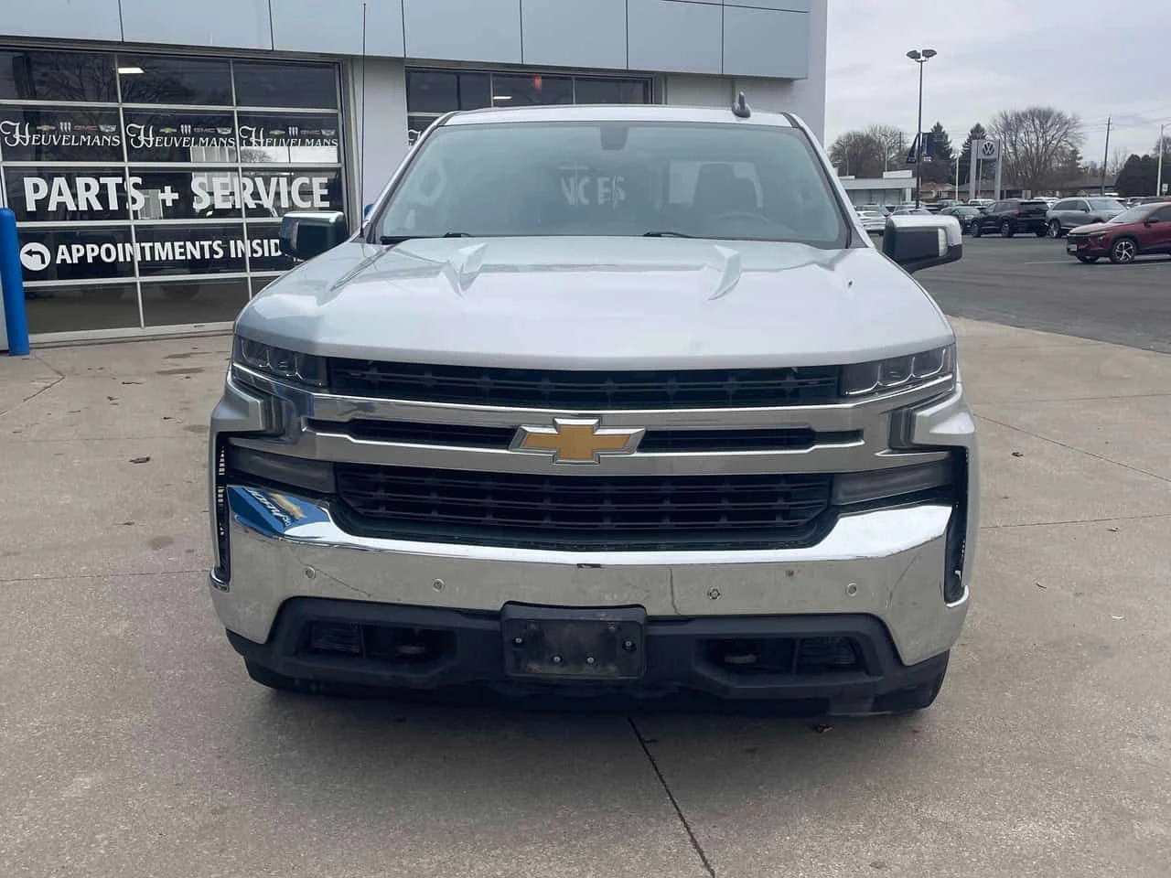Chevrolet Silverado LT AWD * ПОДГРЕВ НА ВОЛАН/СЕДАЛКИ* КАМЕРА* , снимка 2 - Автомобили и джипове - 53733650