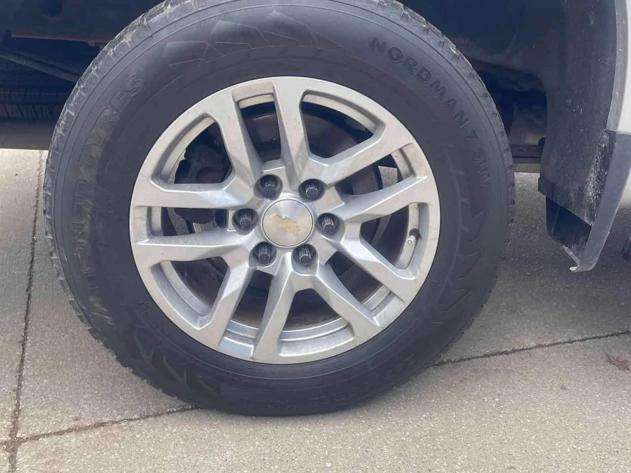 Chevrolet Silverado LT AWD * ПОДГРЕВ НА ВОЛАН/СЕДАЛКИ* КАМЕРА* , снимка 6 - Автомобили и джипове - 53733650