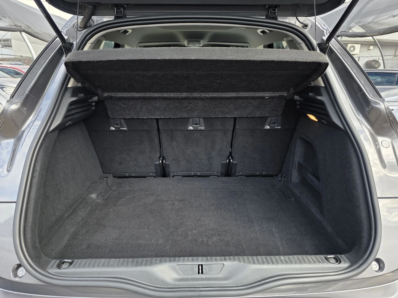 Citroen C4 Picasso 1.5 Blue-HDi Spacetourer, снимка 17 - Автомобили и джипове - 54067092