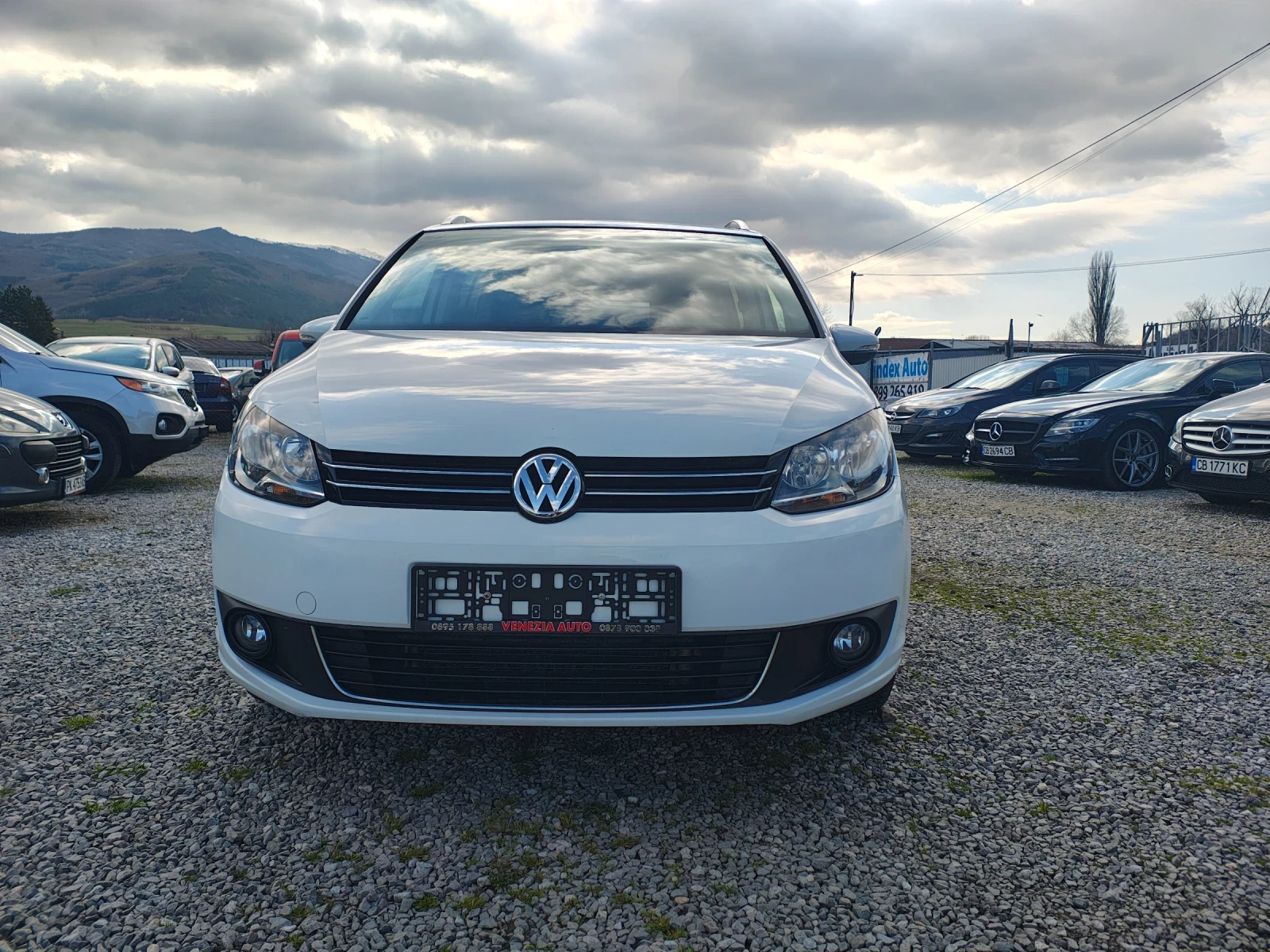 VW Touran 1.4 tsi van