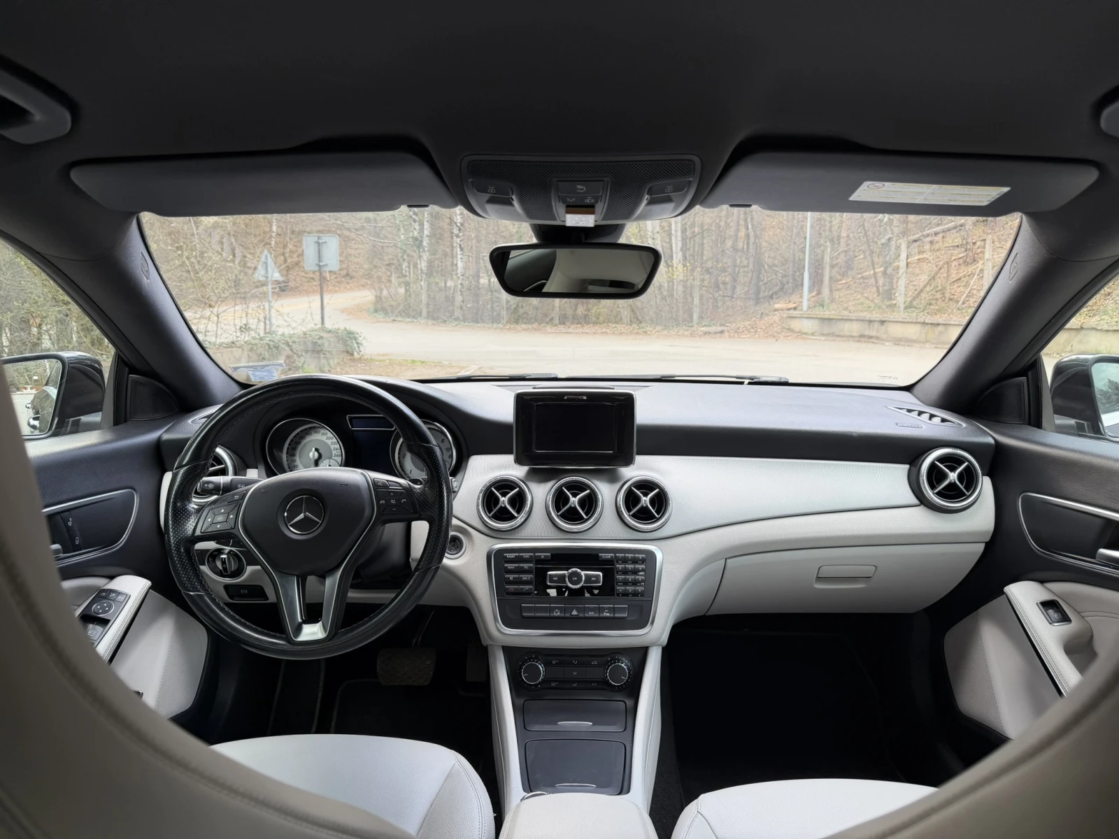 Mercedes-Benz CLA 220 CDI, снимка 9 - Автомобили и джипове - 54587634