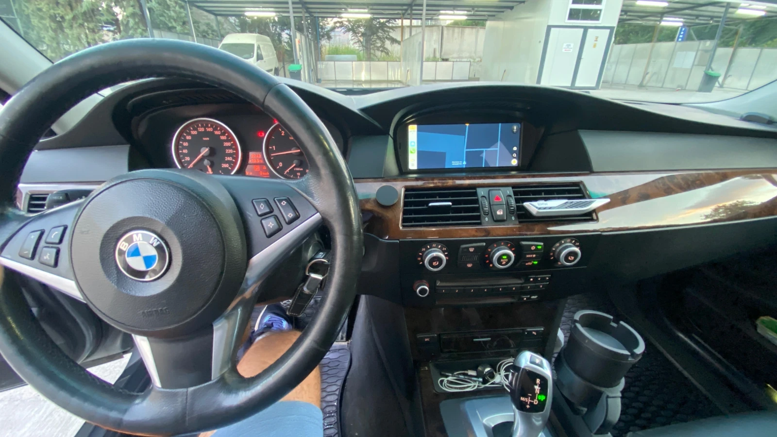 BMW 525, снимка 9 - Автомобили и джипове - 54892041