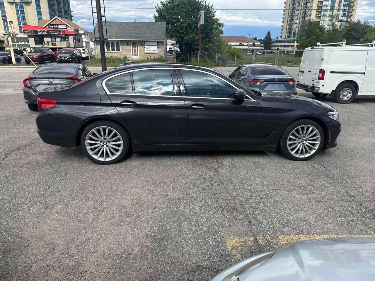 BMW 530 * 530i xDrive * CARFAX * ЦЕНА ДО БГ, снимка 4 - Автомобили и джипове - 55071632