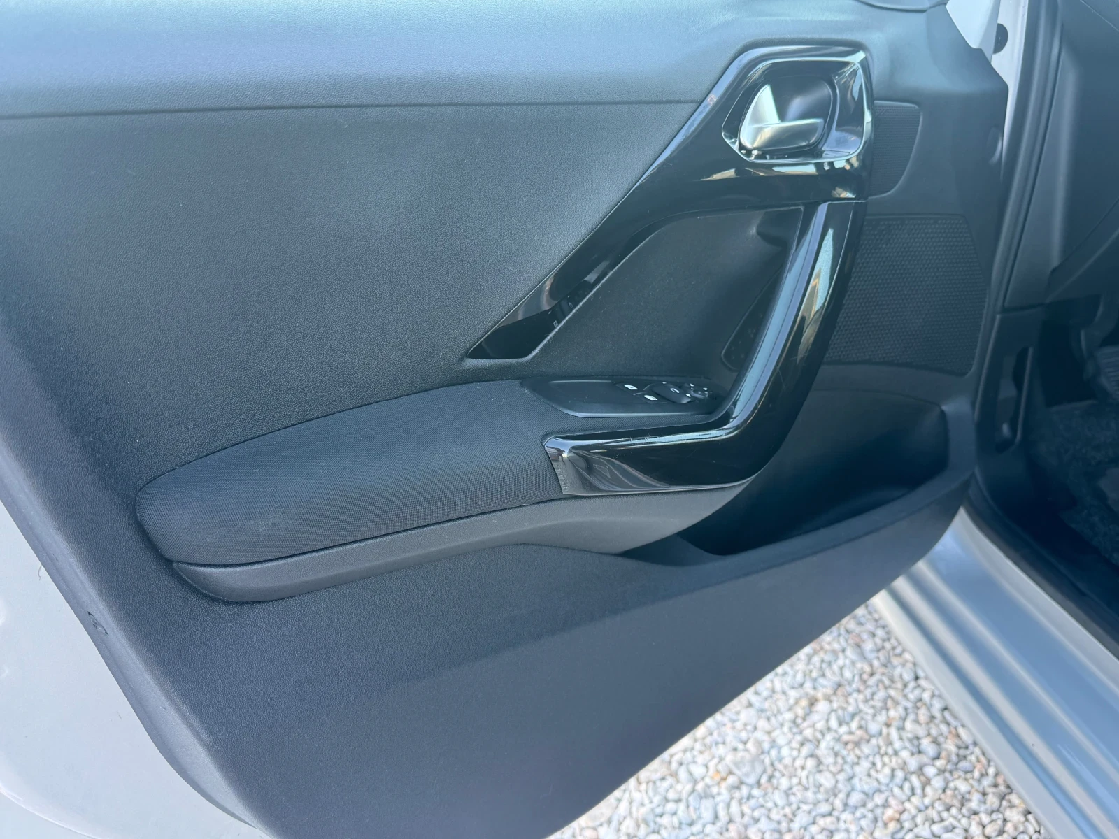 Peugeot 208 | Mobile.bg � ����������� 16