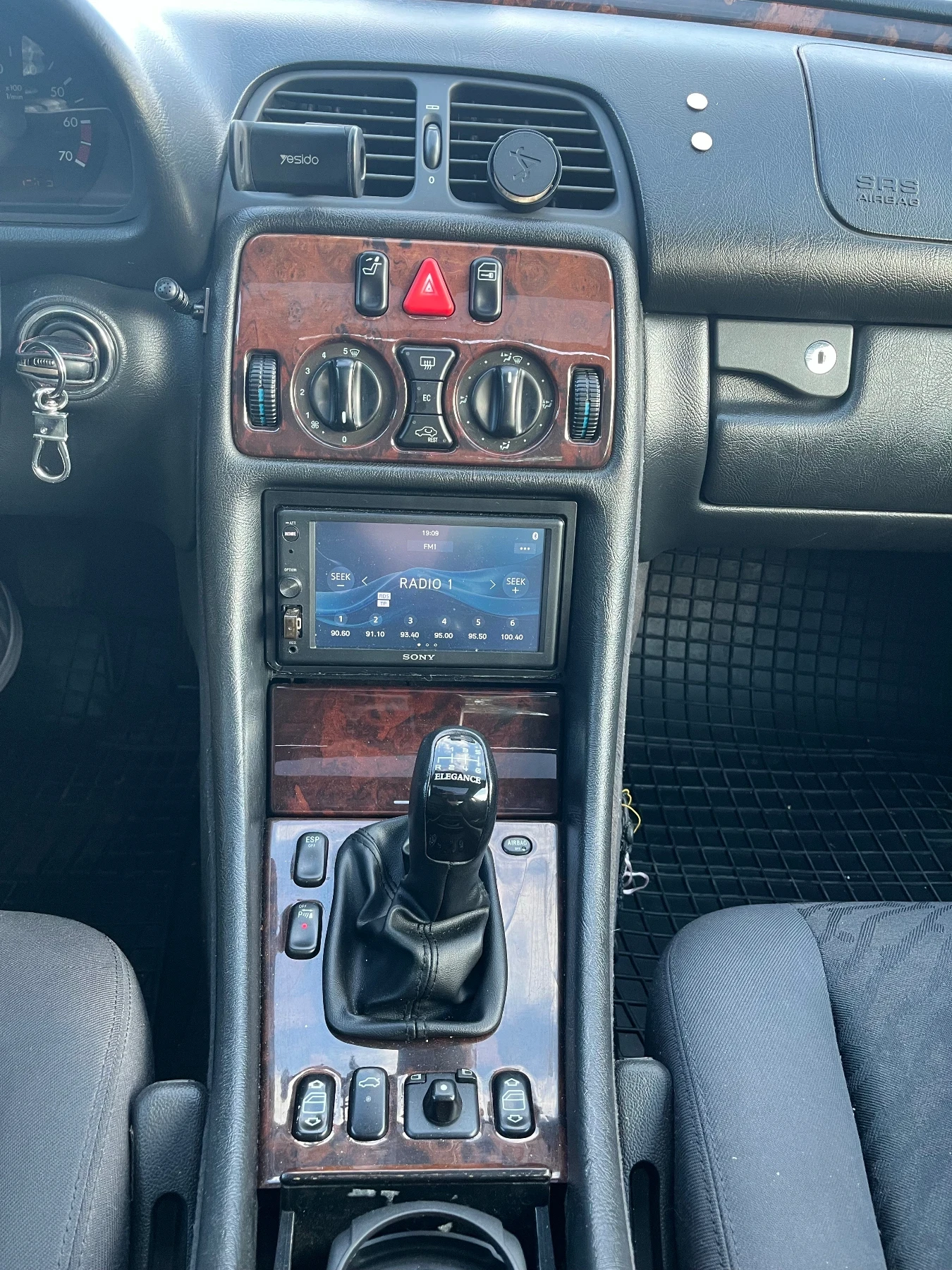 Mercedes-Benz CLK 200 kompressor, снимка 7 - Автомобили и джипове - 56601147