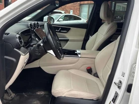 Mercedes-Benz GLC 300 DISTRONIC* PANORAMA* AMBIENT* , снимка 12