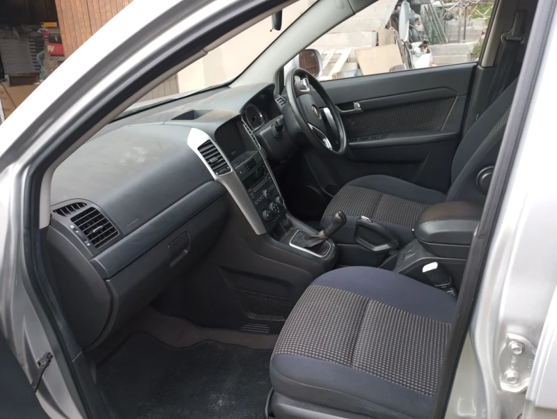 Chevrolet Captiva, снимка 3 - Автомобили и джипове - 52484655