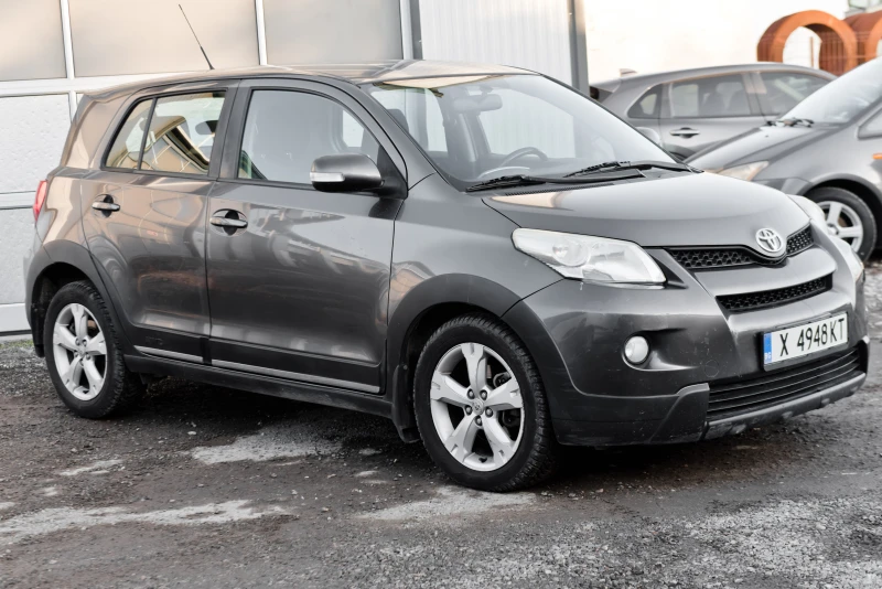 Toyota Urban Cruiser D4D, снимка 3 - Автомобили и джипове - 53176099
