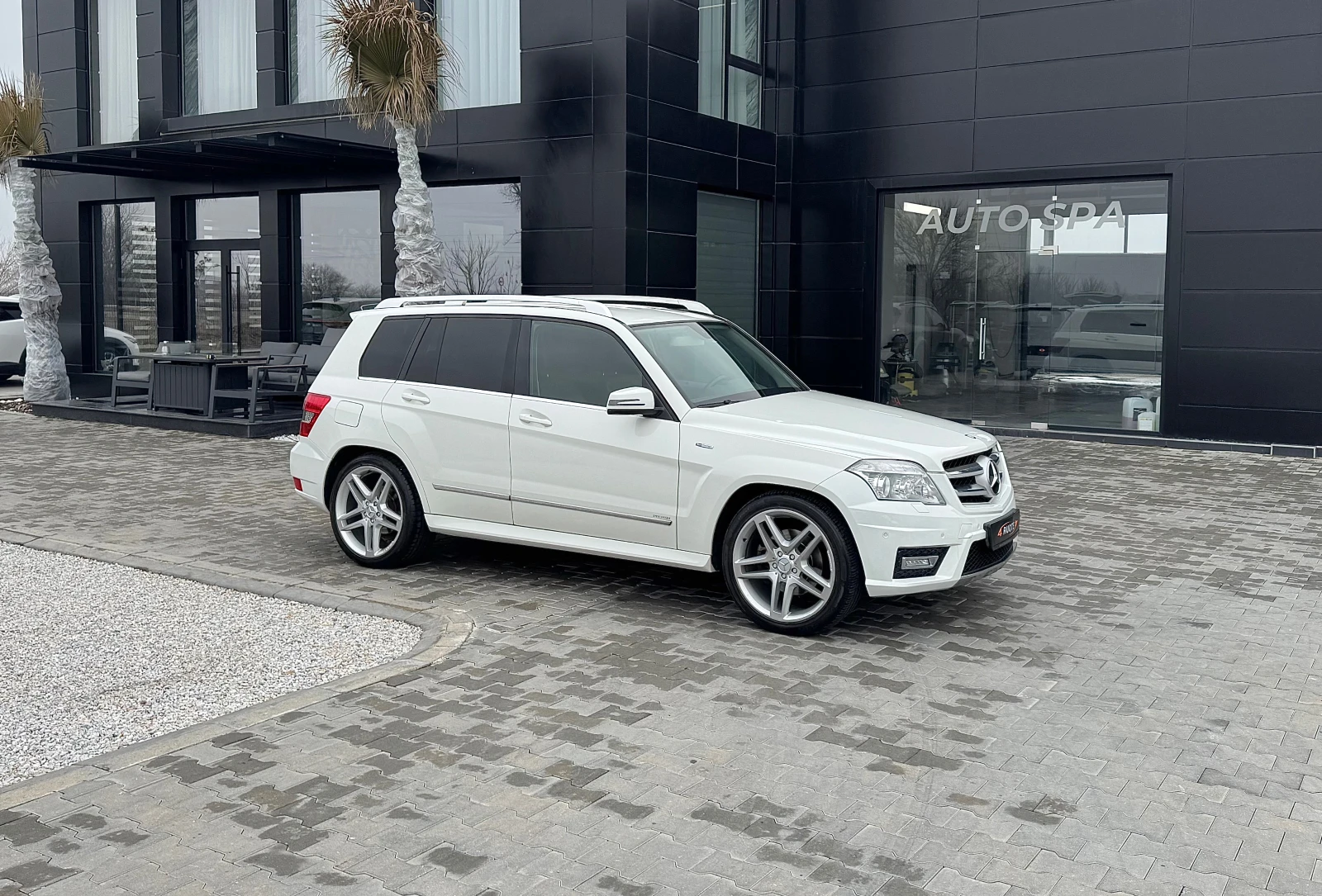 Mercedes-Benz GLK 220CDi AMG Pack * Premium*  - изображение 3