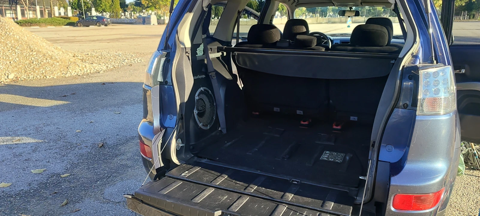 Mitsubishi Outlander 2.0 DI-D | Mobile.bg   10