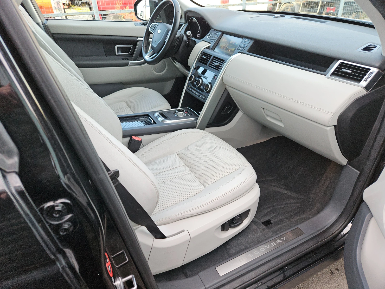 Land Rover Discovery Sport 2.2D/BLACK FRIDAY/4x4/9/NAVI//EURO 5B/ | Mobile.bg   15