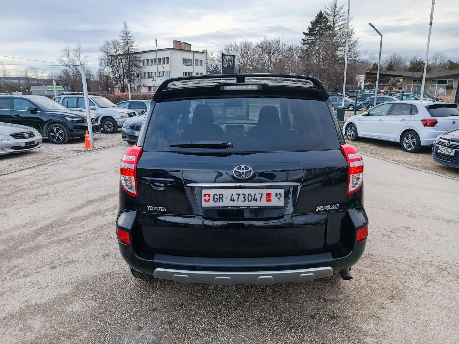 Toyota Rav4 2.0i-158кс-ШВЕЙЦАРИЯ-РЪЧКА-4Х4-6ск-FACELIFT-KEYLES - изображение 4