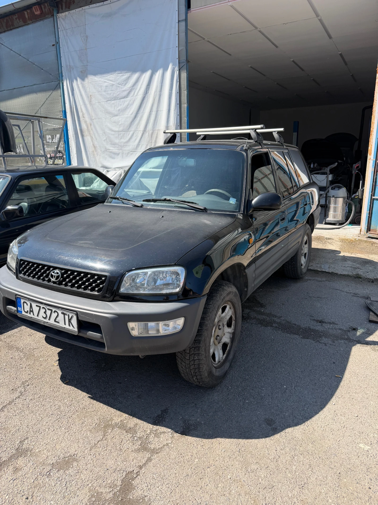 Toyota Rav4 2.0, снимка 7 - Автомобили и джипове - 54099503